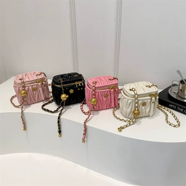 Camellia Box Women's Bag Mini Pleated Children's Crossbody Bag Princess Chanel Style Embroidery Fashion Lipstick Bucket Bag