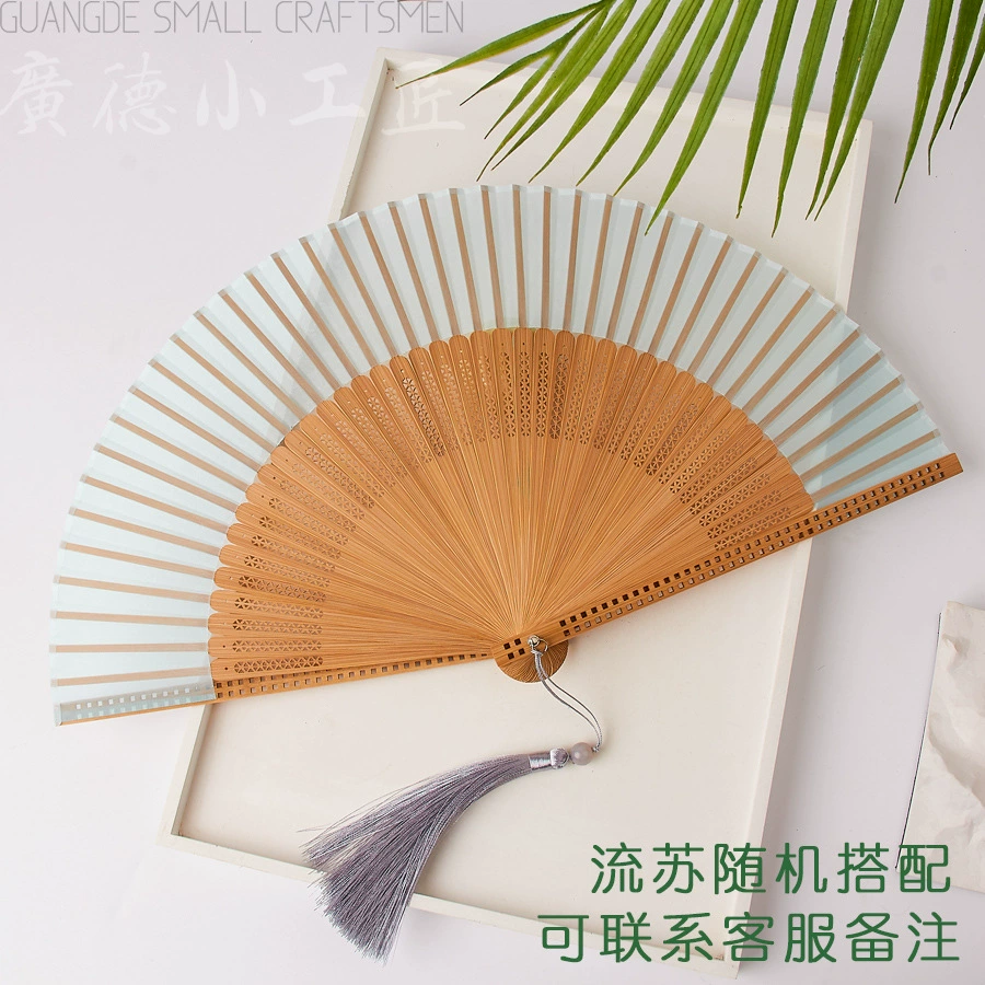 Round Handheld Fan, Chinese Style Hanfu/Cheongsam, Bamboo Ribs with Tassel, Lightweight 0.035 kg