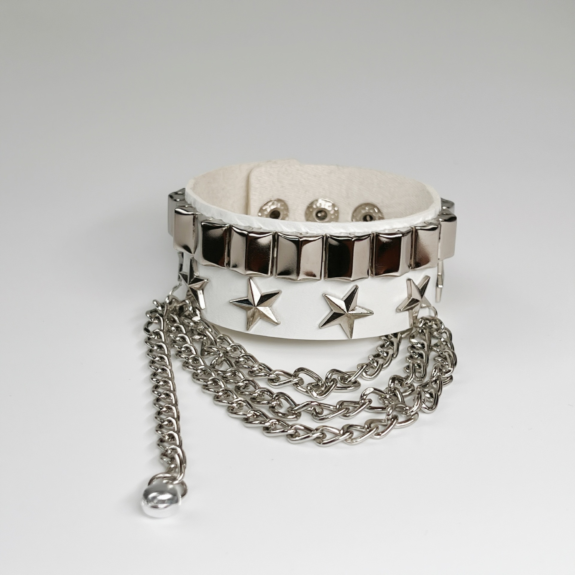 White chain clause