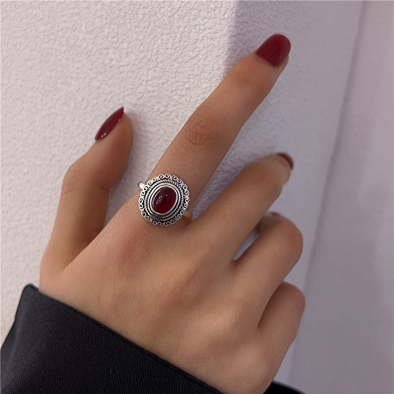Anillo de rubí estilo palacio retro transfronterizo para mujer, diseño único europeo, anillo abierto para el dedo índice con diseño de nicho._voghion.com