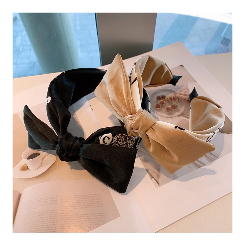 Korean New Retro Silk Letter Bow Headband display picture 11