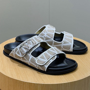 High-End Slippers for Men, Cowhide Splicing Mesh, Breathable Soft Sole Outer Wear Slippers, 2025 New Accessible Luxury Fashion Shoes for Men