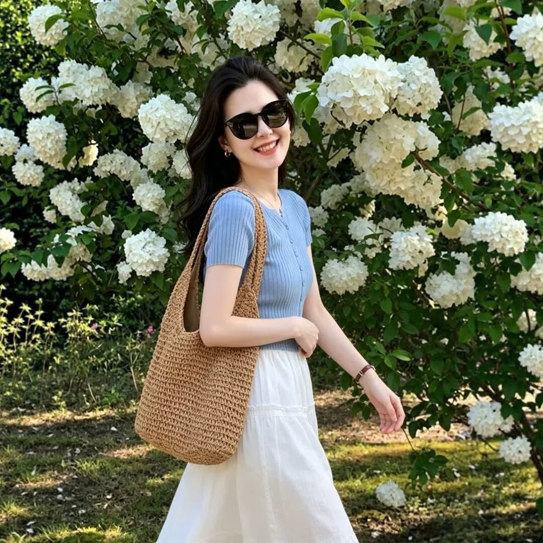 Áo thun ngắn tay nữ dệt kim cardigan chất liệu lụa băng mát mẻ, thiết kế ôm sát — Màu xanh da trời chi tiết 1
