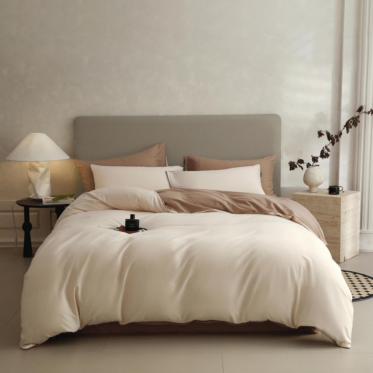 Algodón simple de cuatro piezas, una clase de madres y bebés, cuatro piezas, 100 piezas, cuatro piezas más gruesas, lujo ligero, sensación de alta calidad.