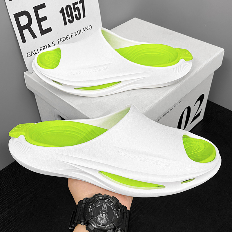 Zapatillas para hombres y mujeres con suela gruesa en verano para casa interior para parejas de baño para pisar excrementos zapatillas frías se pueden usar