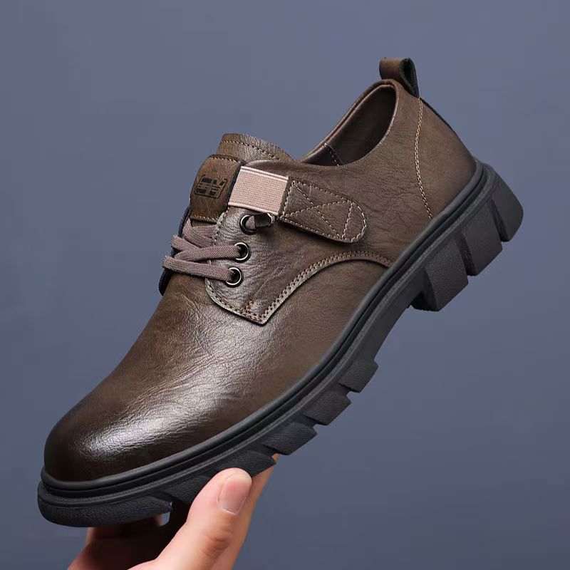Nuevos zapatos de cuero para hombres de alta gama, estilo británico, tendencia retro, negocios, ocio, todo fósforo, zapatos de trabajo, zapatos de conducción