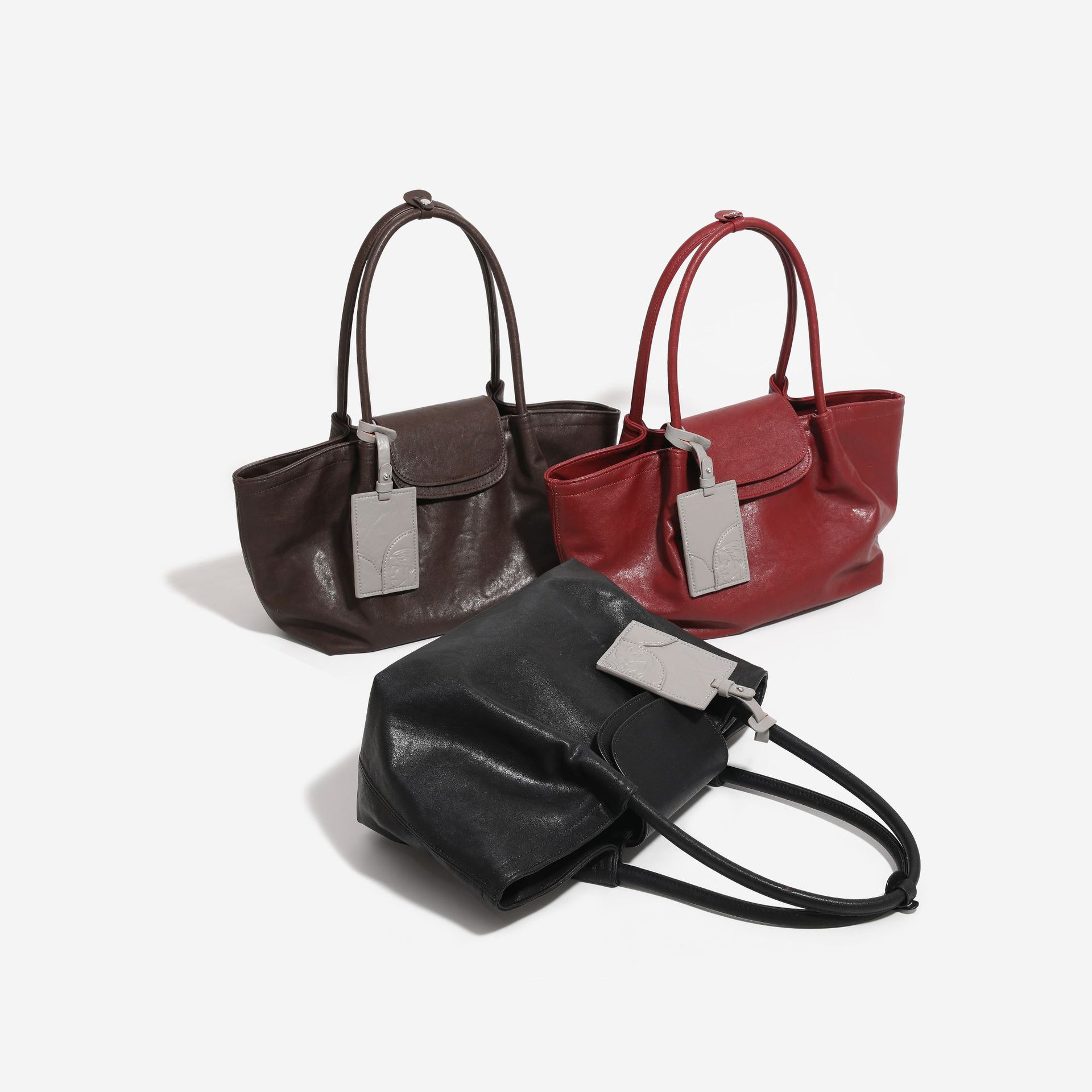 KoniKoni Genuine Leather Niche Black Large Capacity Tote Bag For Women 2026 New Arrival Commuter Handbag Shoulder Bag - Thumbnail 4