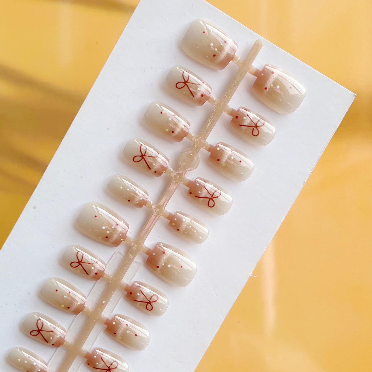 30片手工穿戴甲簡微笑紅色剪刀款小紅書可拆卸成品美甲貼片
