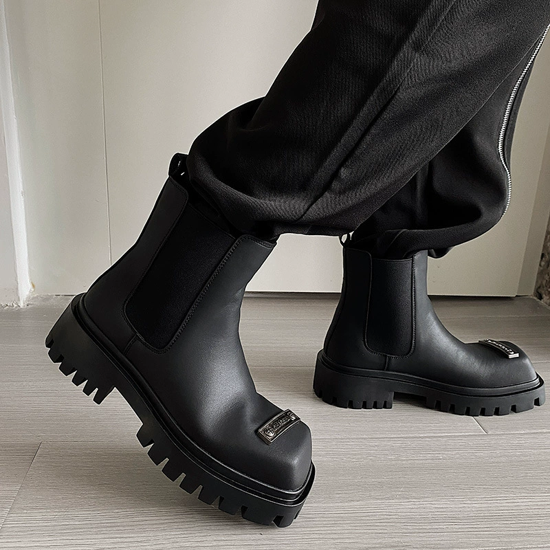 Ботинки Челси в нишевом стиле с металлическим железным украшением, универсальные черные кожаные ботинки, мужские Красивые зимние короткие сапоги из искусственной кожи с квадратным носком в Корейском стиле