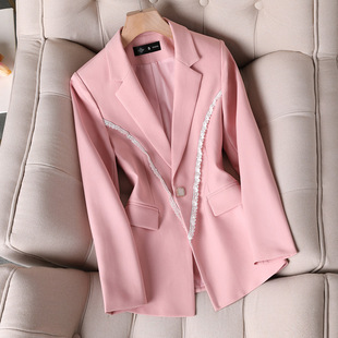 ��ɫС���bŮ���״���r���OӋ���ٽz߅�L�������ﶬ�¿���|����