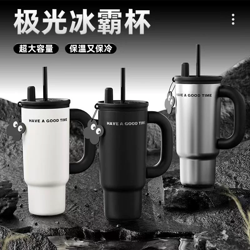 Гигантская соломенная чашка для льда, термос, большая емкость, портативная автомобильная спортивная чашка для воды с соломенной чашкой