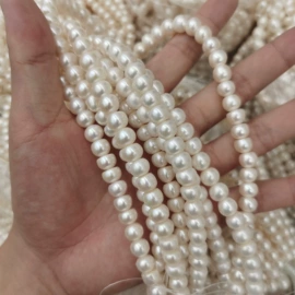 天然珍珠项饰;项链;天然珍珠耳饰