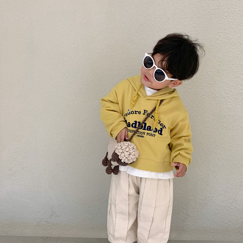 Bolso hecho a mano de lana para niños Nuevo cordero de dibujos animados lindo tejido monedero niños y niñas bolsa de mensajero del hombro