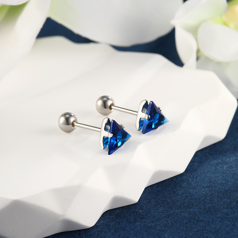 Moda japonesa y coreana personalizada pendientes de Gema artificial de colores Xuking joyería de acero inoxidable tornillo giro triángulo Stud pendientes