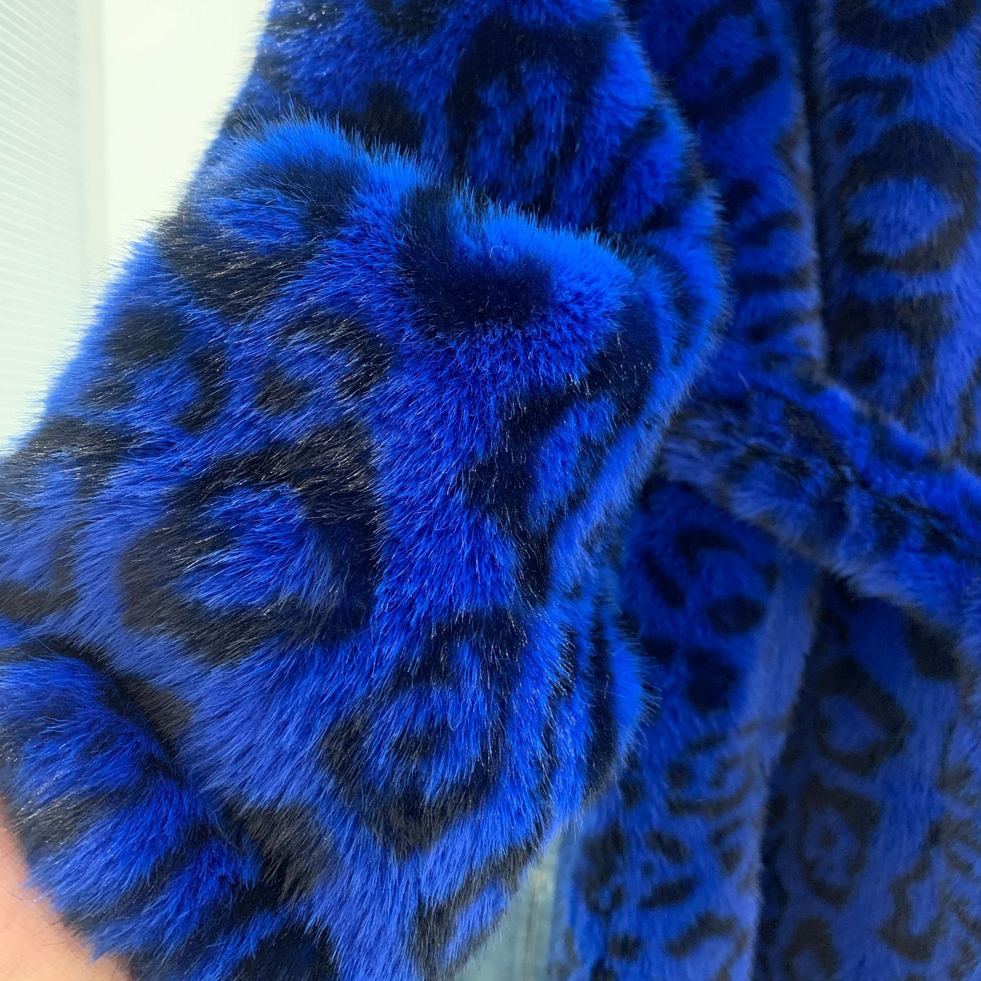 Dámské oblečení podzimní a zimní nové ekologické kožešinové norkové kožešinové leopardí vzor prodloužené velké velikosti dámské oblečení_voghion.com