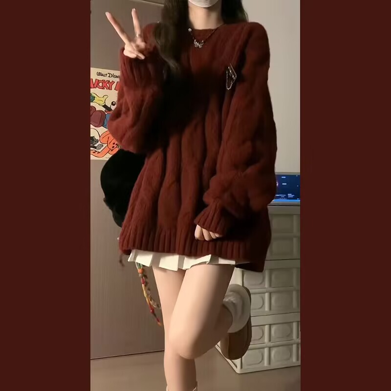 Winter Christmas red pullover women's mori age-reducing soft glutinous sweater slimming small pleated skirt suit