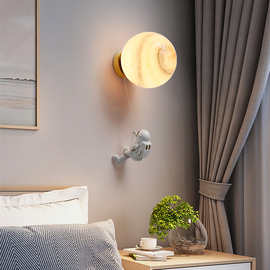 月球创意壁灯太空宇航员儿童房床头灯卡通男孩女孩背景墙卧室壁灯