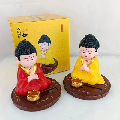 ornaments Buddha shook his head: Car ornaments