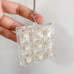 クロスボーダー9格軽音ボタンセット解凍玩具キーホルダー小ペンダント成人発散減圧神器プレゼント