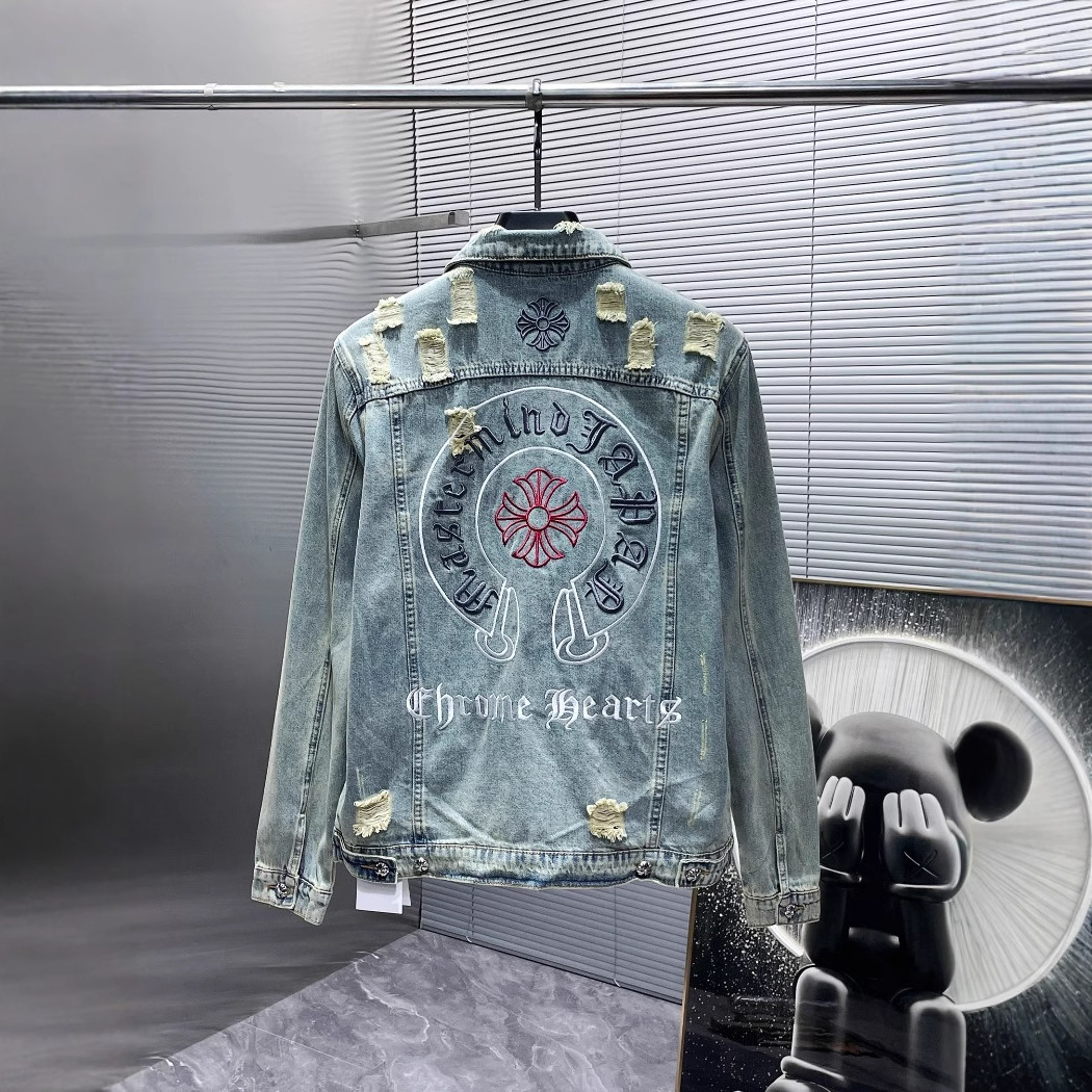 ChromeHearts 크로우의 새로운 자수 로고 찢어진 복고풍 남성용 카디건 데님 재킷의 올바른 버전