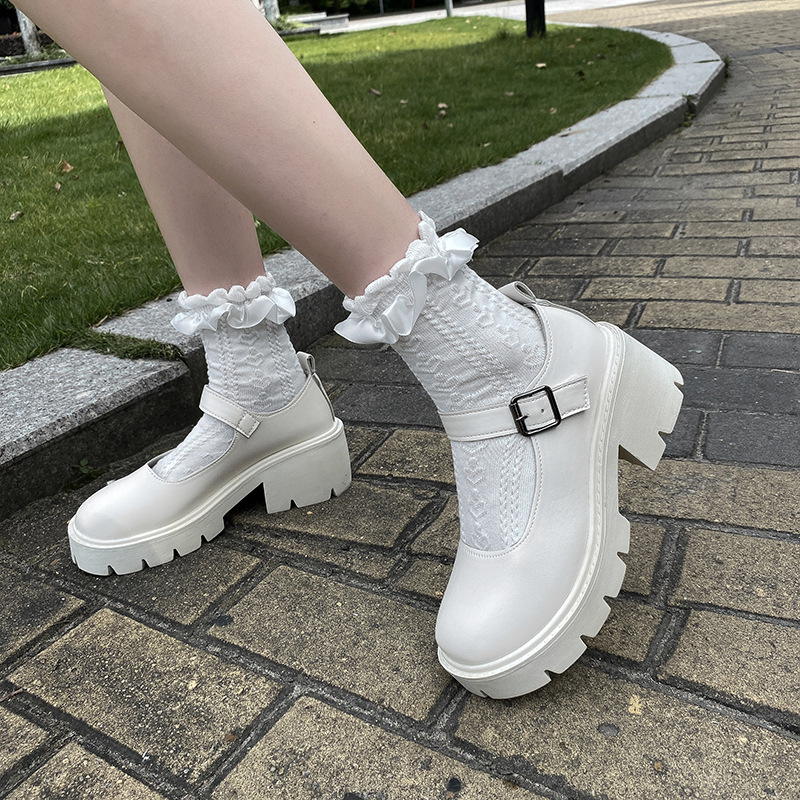 Zapatos de cuero pequeños marizhen blancos mujer otoño 2023 cosplay suela gruesa tacones gruesos zapatos individuales JK