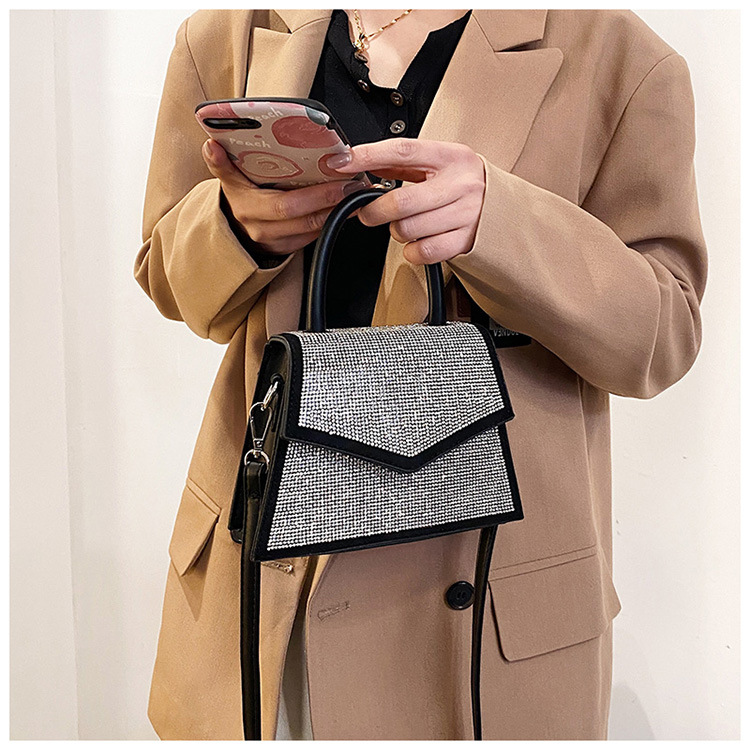 Korean Fashion Diamond-studded Portable Bag display picture 19