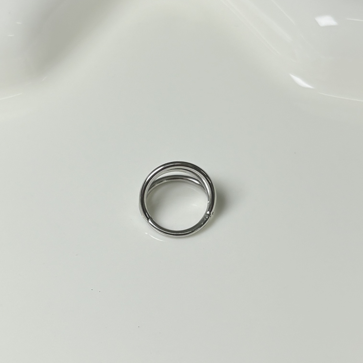 Pointed titanium steel lip stud product view