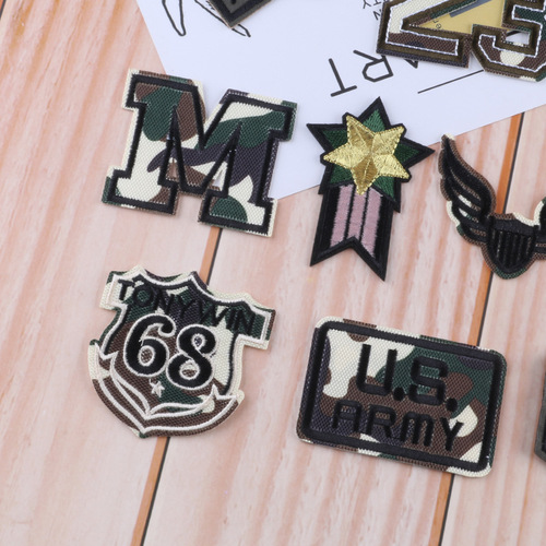 Strawberry computer embroidery label digital cloth badge camouflage letter clothing accessories patch patch seal embroidery cloth patch
