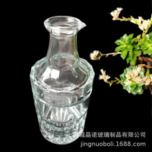 批发玻璃酒瓶晶白料空酒瓶250ml无货香薰瓶硅胶塞