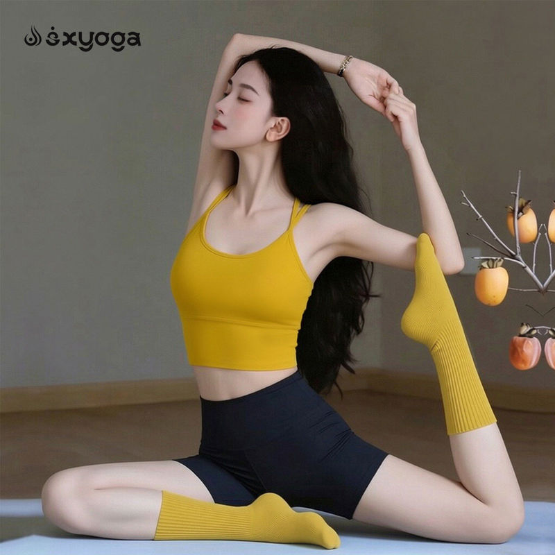Yoga Outfit Set for Women 2026 New Style, Slim-Fit Pilates Tank Top with Beautiful Back Design for Sports and Fitness