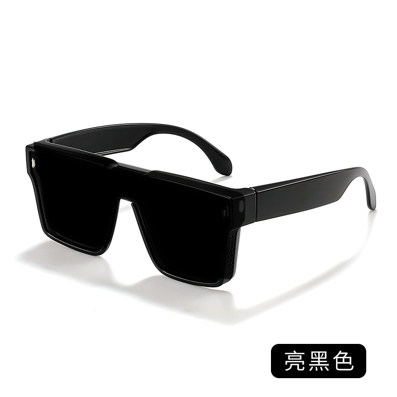 Glossy black