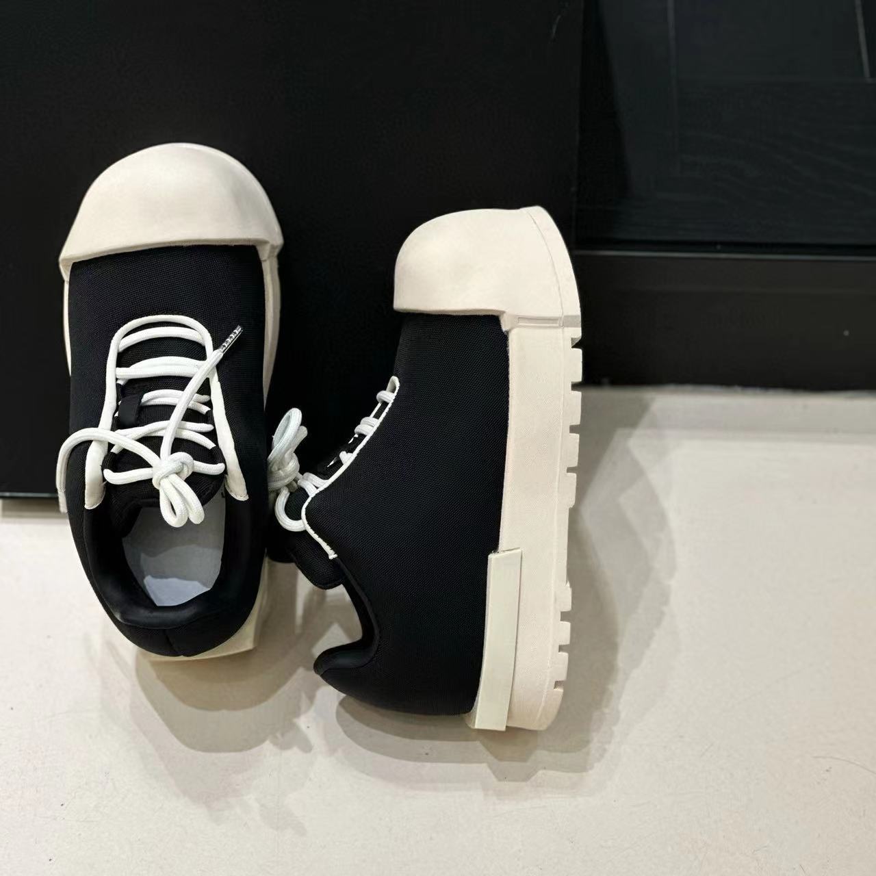 Sneakers comode con suola platform per uomo e donna high top_voghion.com
