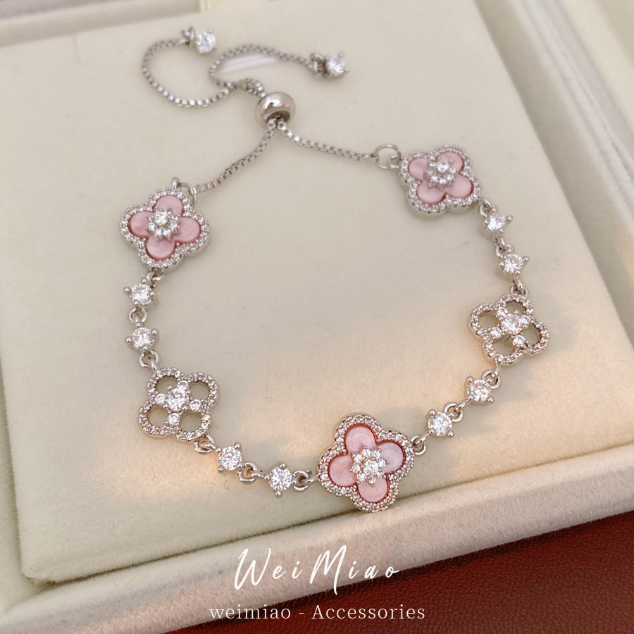 Exquisita variedad de diamantes de diamante flor hueco pulsera ligera de lujo pulsera alta sensación de moda moda joyas al por mayor
