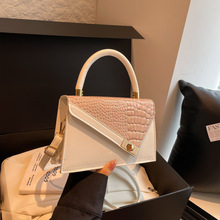 �n��r���|��ƴɫ�¿�ʯ�^�yͨ�����e���s���б������С������Ů