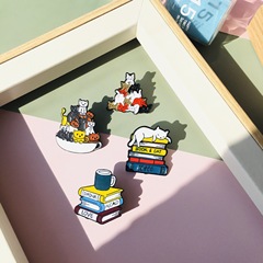 Foreign Trade Creative Book-Loving Cat Pin Cartoon Anime Versatile Collar Pin Clothing Backpack Metal Badge