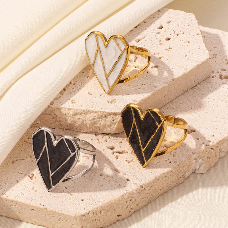 304 Stainless Steel French Retro Love Oil Dropping Opening Ring Women's Niche Design Sense Ring Jewelry in stock