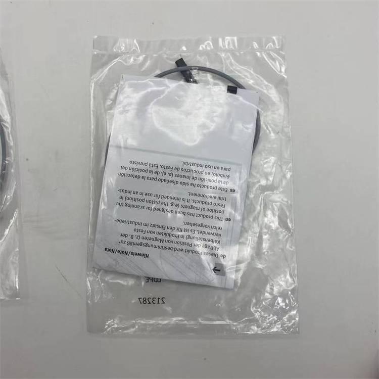 FESTO费斯托磁阻式接近开关SMT-10M-PS-24V-E-0.3-L-M8D 551375