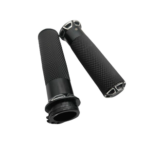 Xl883 1200 X48 Dyna Road King üçün dəyişdirilmiş sükan rezin tutacaqları
