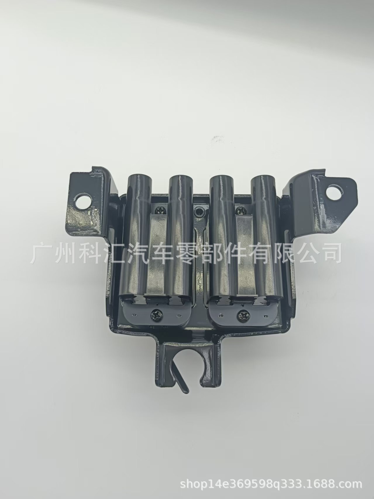 Cross-border bestseller UF383 BPE81810XB BPE81810XC9U automotive ignition coil suitable for Mazda