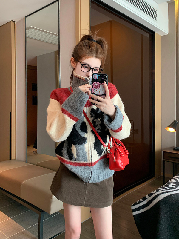 撞色立领毛衣外套女秋冬加厚洋气减龄软糯慵懒风外穿针织开衫上衣|undefined