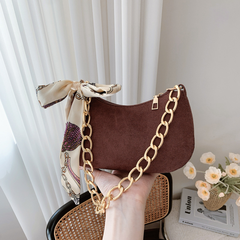 Bolso retro mate para mujeres 2024 nueva personalidad de cadena gruesa bolso de hombro casual brazo bolso de mano Meirard