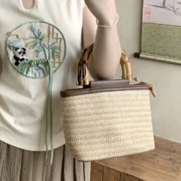 Summer New Niche Crossbody Bag Woven Bag Women's High-Quality Textured Hand-Held Straw Bucket Bag