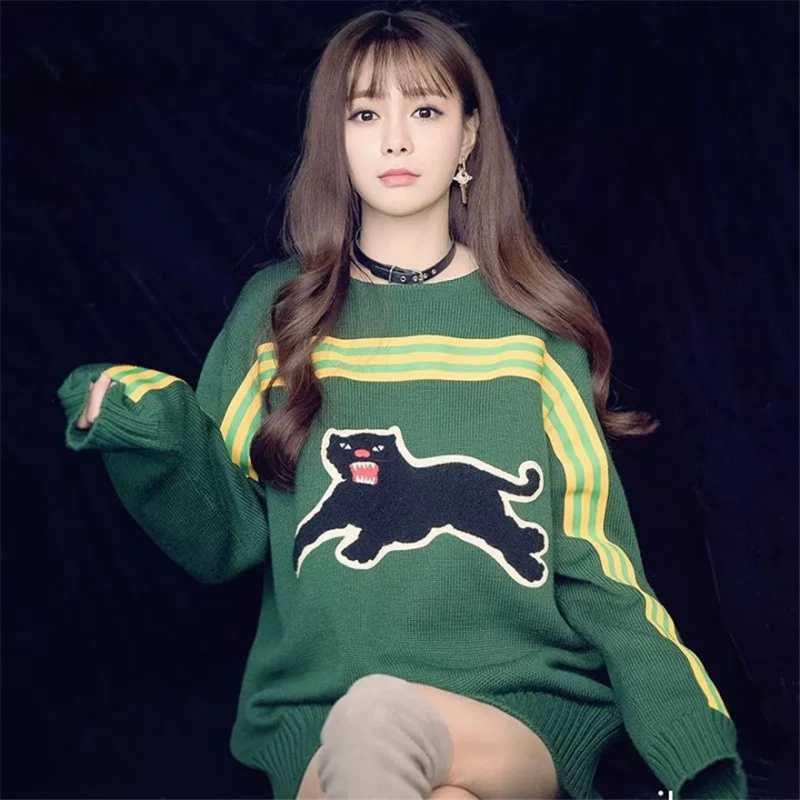Shen Mengchen and Wang Yibo Celebrity-Inspired Couple Sweaters 2022 Autumn New Embroidered Loose Green Cartoon Knitwear Shen Mengchen and Wang Yibo Celebrity-Inspired Couple Sweaters 2022 Autumn New Embroidered Loose Green Cartoon Knitwear