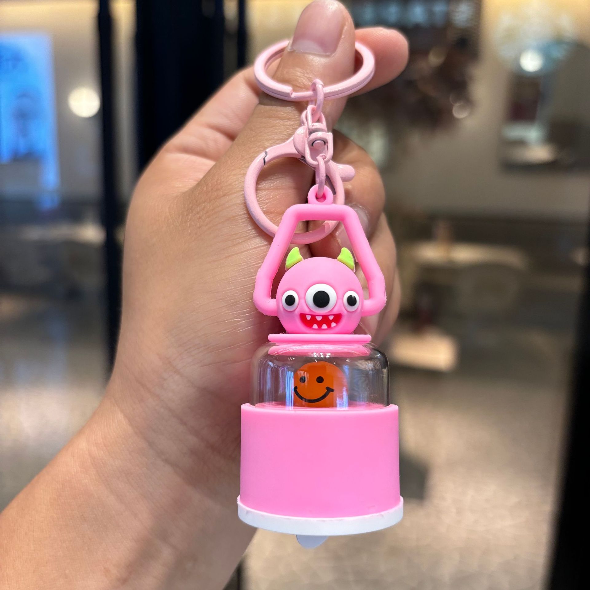 Transfronterizo Kapibara iluminación llavero Kullomi llavero muñeca pequeño beaver colgante colgante