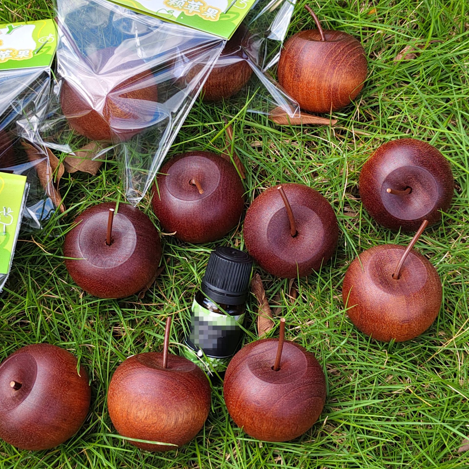 Manzana de madera de expansión de fragancia doméstica duradera de alto nivel para el dormitorio extensor de fragancia de automóvil decoración volátil sin fuego aceite esencial de fragancia