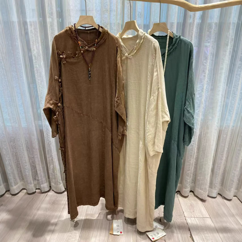 26 Spring New Style Small V-Neck Diagonal Placket Buttoned Hem Design Chinese-Style Linen Long Dress for Women Retro Loose Robe 26 Spring New Style Small V-Neck Diagonal Placket Buttoned Hem Design Chinese-Style Linen Long Dress for Women Retro Loose Robe