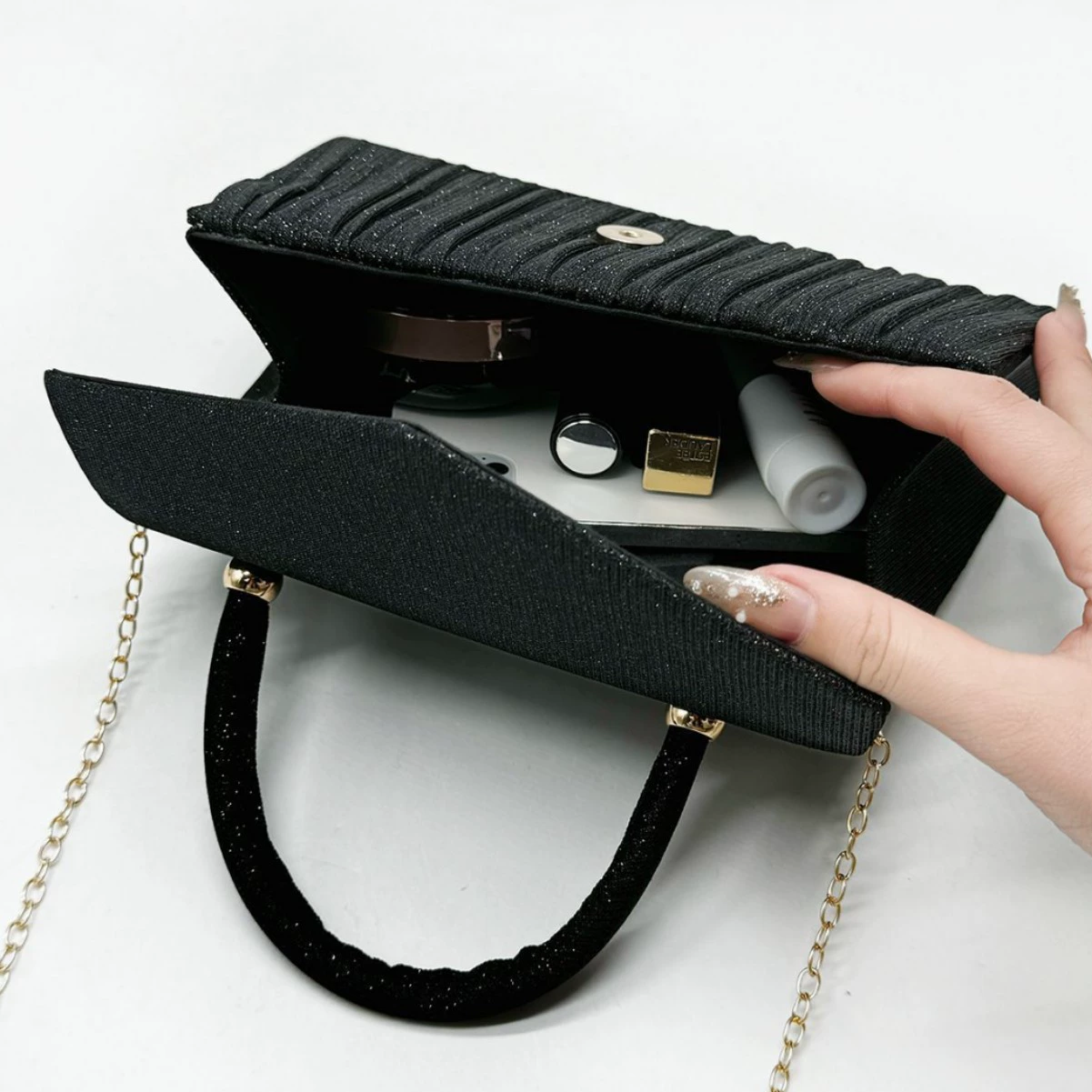 Сумка‑handheld европейского стиля, 23×6×23 см, цепочная ручка — серебристая или чёрная