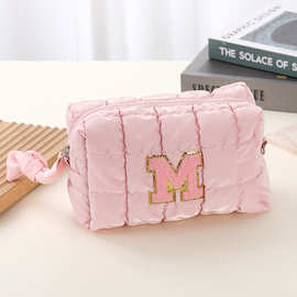 亚马逊跨境M刺绣字母化妆包八角洗漱包大容量旅行收纳包手拿包