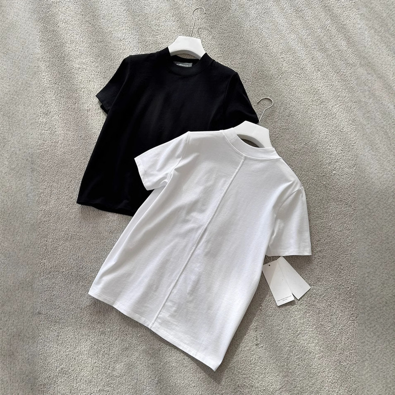 It's so good to wear! Self-retaining two-color no D-recommend! ROW soft and comfortable small loose round neck T-shirt