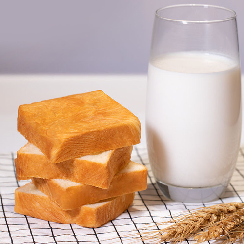 Raw Toast Shredded Bread 70g/bag Original Wheat Full Meal Replacement Internet Celebrity Pastries Leisure Snacks Wholesale Dropshipping